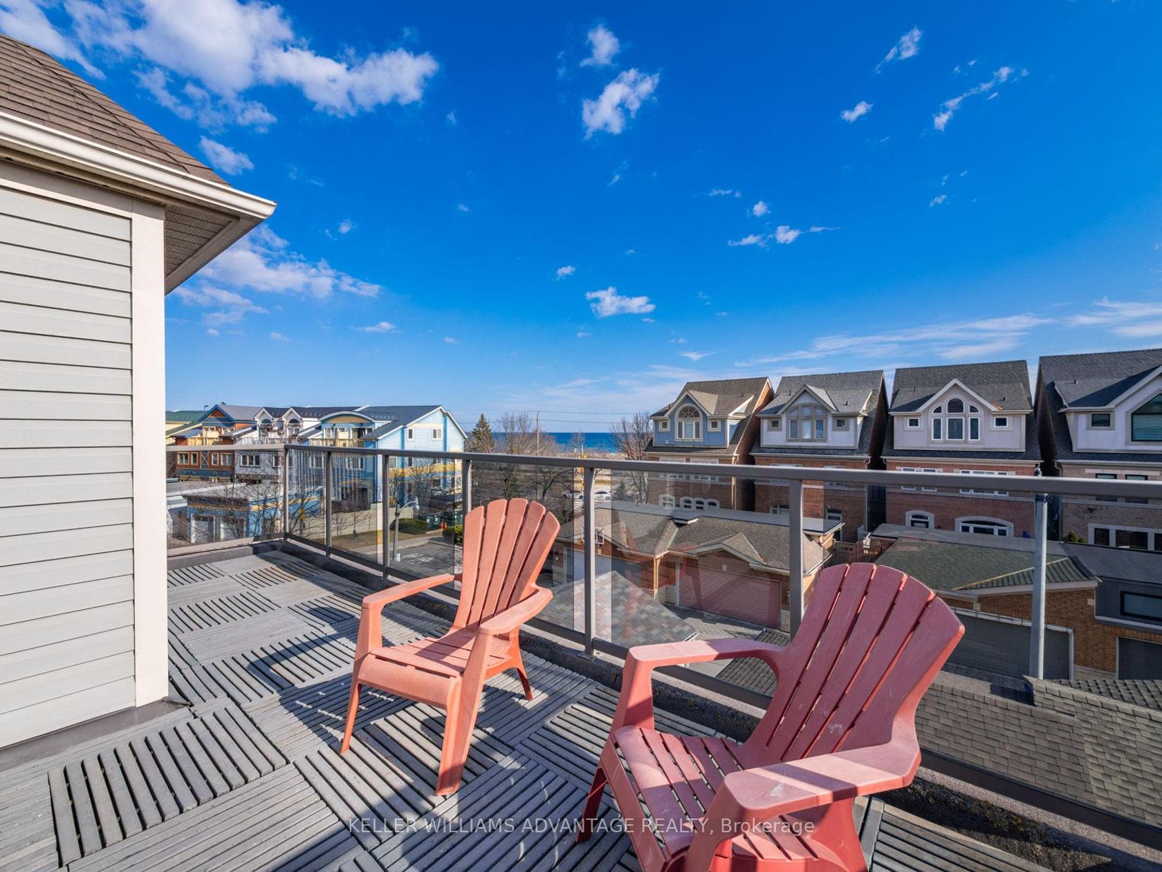 69 Boardwalk Drive, The Beaches, Toronto 2