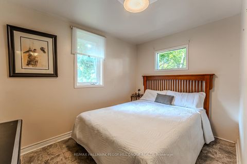 Photo 4 at 30 North Street, Wellington, Barrie