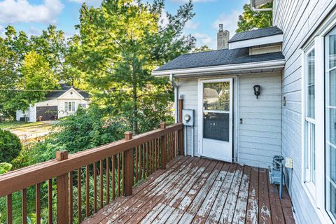 Photo 8 at 30 North Street, Wellington, Barrie