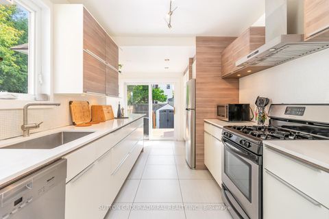 Photo 8 at 85 Newmarket Avenue, Danforth, Toronto