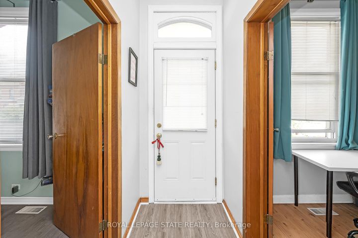 Photo 6 at 127 East Avenue N, Landsdale, Hamilton