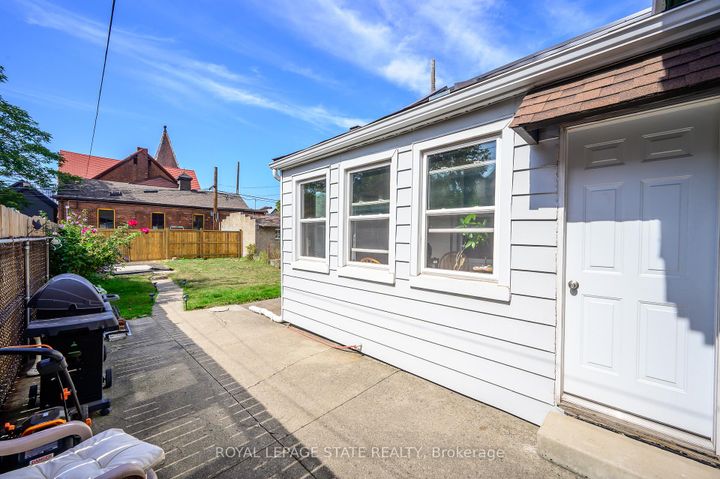 Photo 26 at 127 East Avenue N, Landsdale, Hamilton
