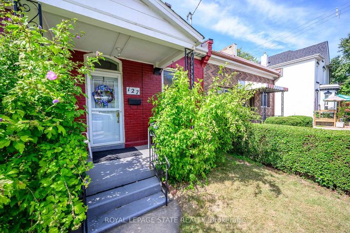 Photo 36 at 127 East Avenue N, Landsdale, Hamilton
