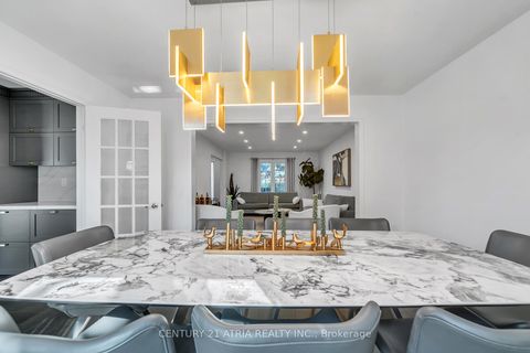 Photo 9 at 65 Worthington Avenue, Oak Ridges Lake Wilcox, Richmond Hill