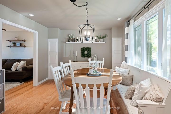 Photo 8 at 10 Normandy Boulevard, Georgetown, Halton Hills