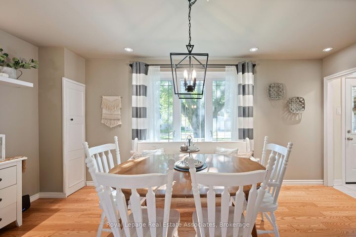 Photo 10 at 10 Normandy Boulevard, Georgetown, Halton Hills