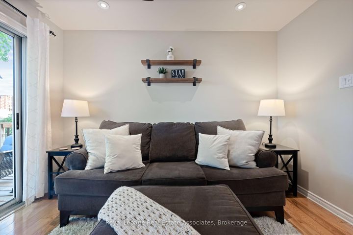 Photo 19 at 10 Normandy Boulevard, Georgetown, Halton Hills