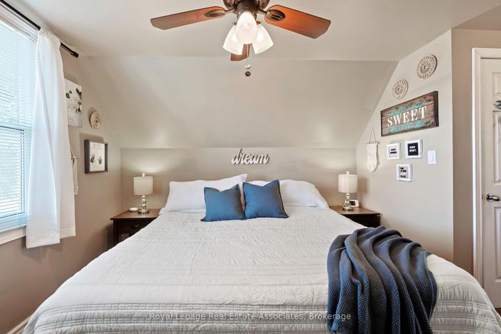 Photo 26 at 10 Normandy Boulevard, Georgetown, Halton Hills