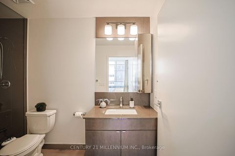 Photo 16 at 405 - 89 Dunfield Avenue, Mount Pleasant West, Toronto