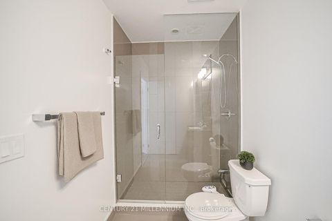 Photo 18 at 405 - 89 Dunfield Avenue, Mount Pleasant West, Toronto