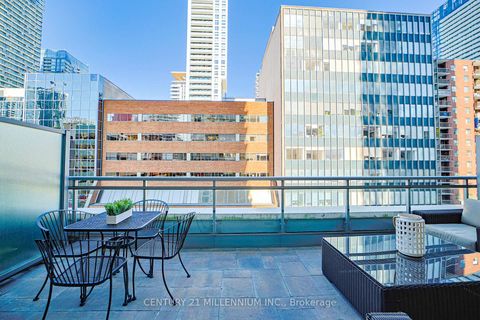 Photo 19 at 405 - 89 Dunfield Avenue, Mount Pleasant West, Toronto