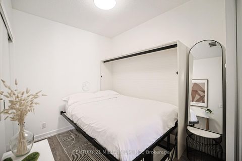 Photo 25 at 405 - 89 Dunfield Avenue, Mount Pleasant West, Toronto