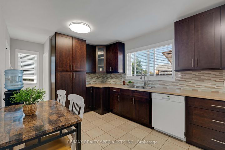 Photo 8 at 36 Norton Crescent, Georgetown, Halton Hills