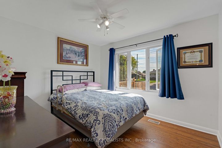 Photo 16 at 36 Norton Crescent, Georgetown, Halton Hills