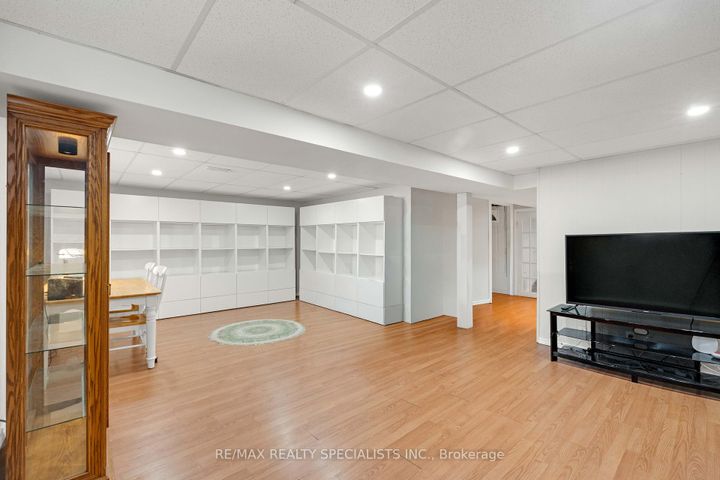 Photo 19 at 36 Norton Crescent, Georgetown, Halton Hills