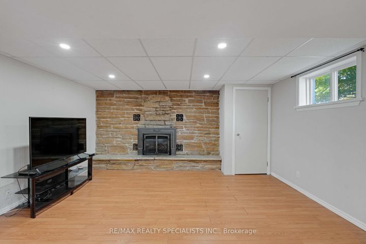 Photo 21 at 36 Norton Crescent, Georgetown, Halton Hills