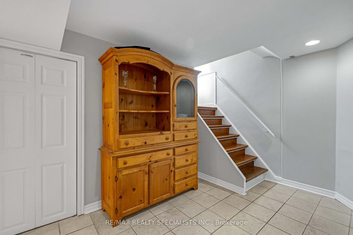 Photo 22 at 36 Norton Crescent, Georgetown, Halton Hills