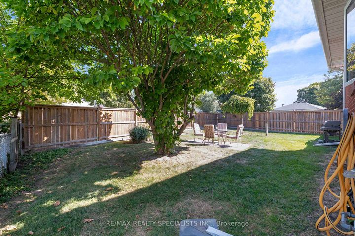 Photo 26 at 36 Norton Crescent, Georgetown, Halton Hills