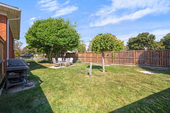 Photo 28 at 36 Norton Crescent, Georgetown, Halton Hills