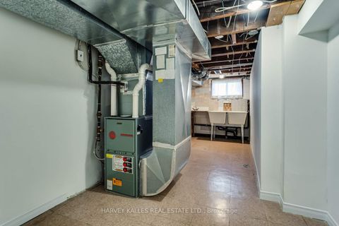 Photo 16 at 7 Mulberry Crescent, Oakwood Village, Toronto