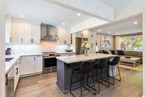 Photo 14 at 2485 Woburn Crescent, WO West, Oakville