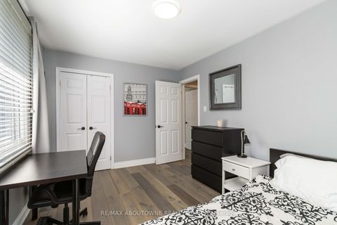 Photo 16 at 2485 Woburn Crescent, WO West, Oakville