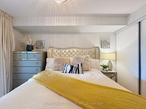 Photo 24 at 215 - 28 Empress Avenue, Willowdale East, Toronto