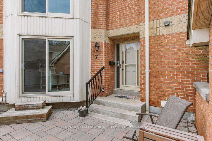 Photo 15 at 7 Rodeo Pathway, Cliffside, Toronto