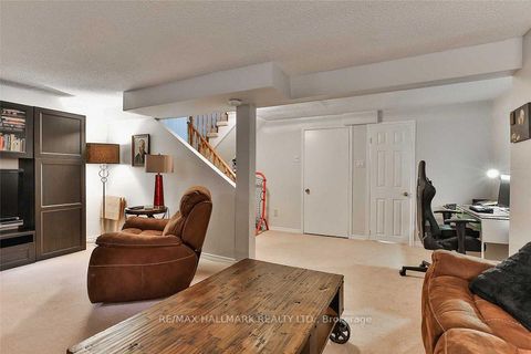 Photo 11 at 7 Rodeo Pathway, Cliffside, Toronto