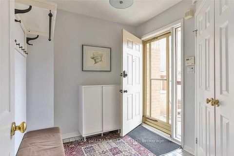 Photo 14 at 7 Rodeo Pathway, Cliffside, Toronto