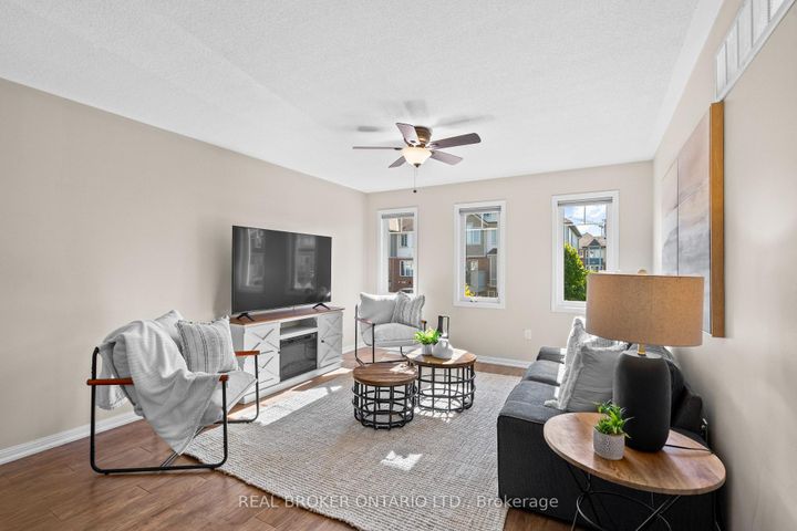 Photo 19 at 565 Attenborough Terrace, WI Willmott, Milton