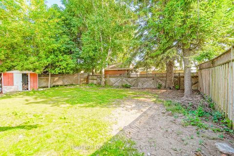 Photo 3 at 30 Melchior Drive, West Hill, Toronto