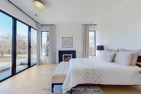 Photo 24 at 126 WOOD Lane, Mill Pond, Richmond Hill