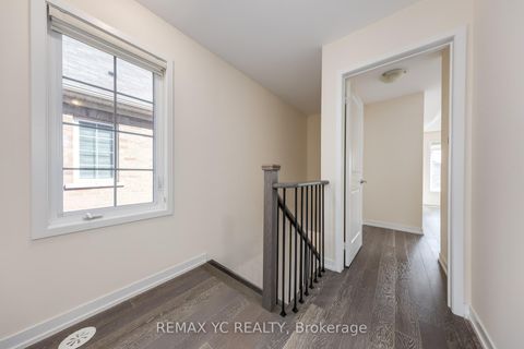 Photo 16 at 37 Torah Gate, Patterson, Vaughan