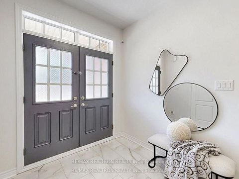Photo 3 at 2 - 108 Dunlop Street, Crosby, Richmond Hill