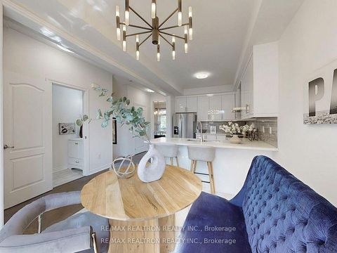 Photo 15 at 2 - 108 Dunlop Street, Crosby, Richmond Hill