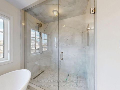 Photo 29 at 2 - 108 Dunlop Street, Crosby, Richmond Hill