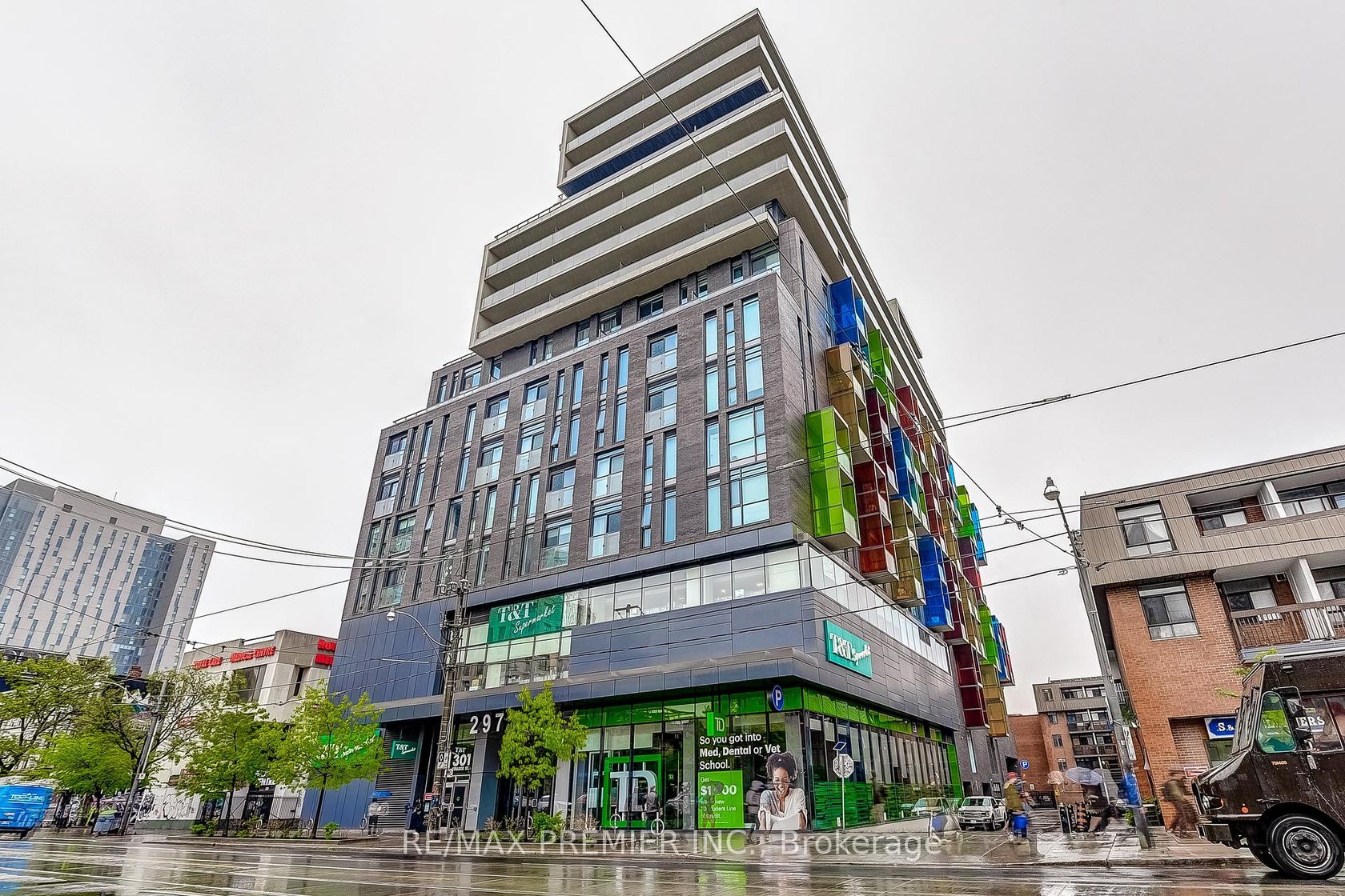 1002 - 297 College Street, Chinatown, Toronto 