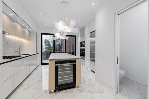 Photo 8 at 677 Huron Street, Annex, Toronto