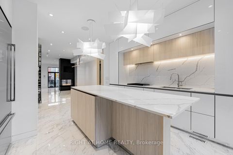 Photo 10 at 677 Huron Street, Annex, Toronto