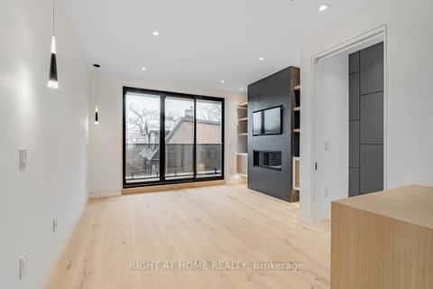 Photo 13 at 677 Huron Street, Annex, Toronto