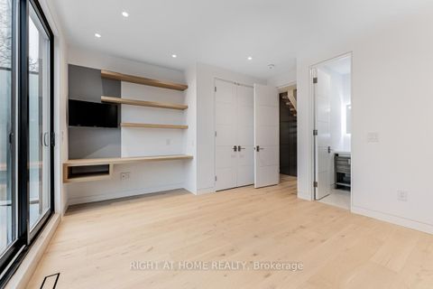 Photo 24 at 677 Huron Street, Annex, Toronto