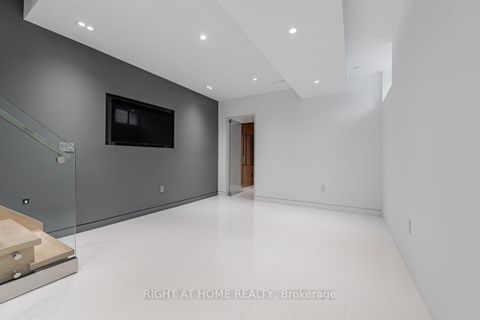 Photo 28 at 677 Huron Street, Annex, Toronto