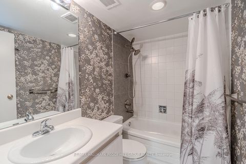 Photo 10 at 824 - 80 Front Street E, Yonge Corridor, Toronto