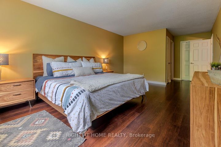 Photo 26 at 1456 Ballyclare Drive, Erindale, Mississauga