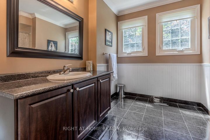 Photo 27 at 1456 Ballyclare Drive, Erindale, Mississauga