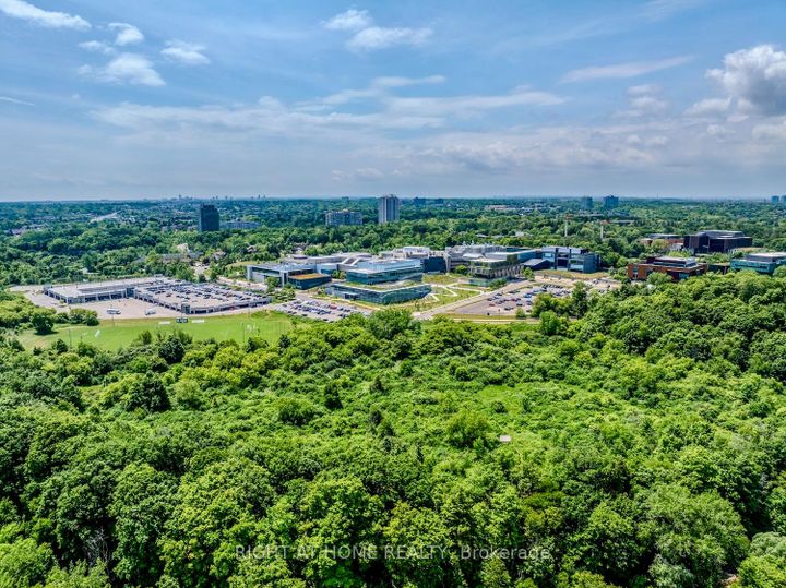 Photo 35 at 1456 Ballyclare Drive, Erindale, Mississauga