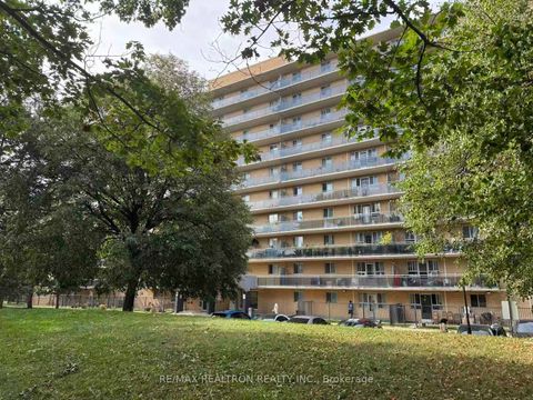 Photo 4 at 909 - 100 Dundalk Drive, Dorset Park, Toronto