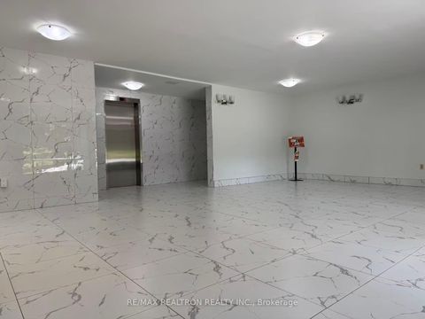 Photo 5 at 909 - 100 Dundalk Drive, Dorset Park, Toronto