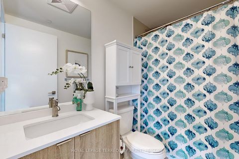 Photo 22 at 612 - 840 St Clair Avenue W, Oakwood Village, Toronto